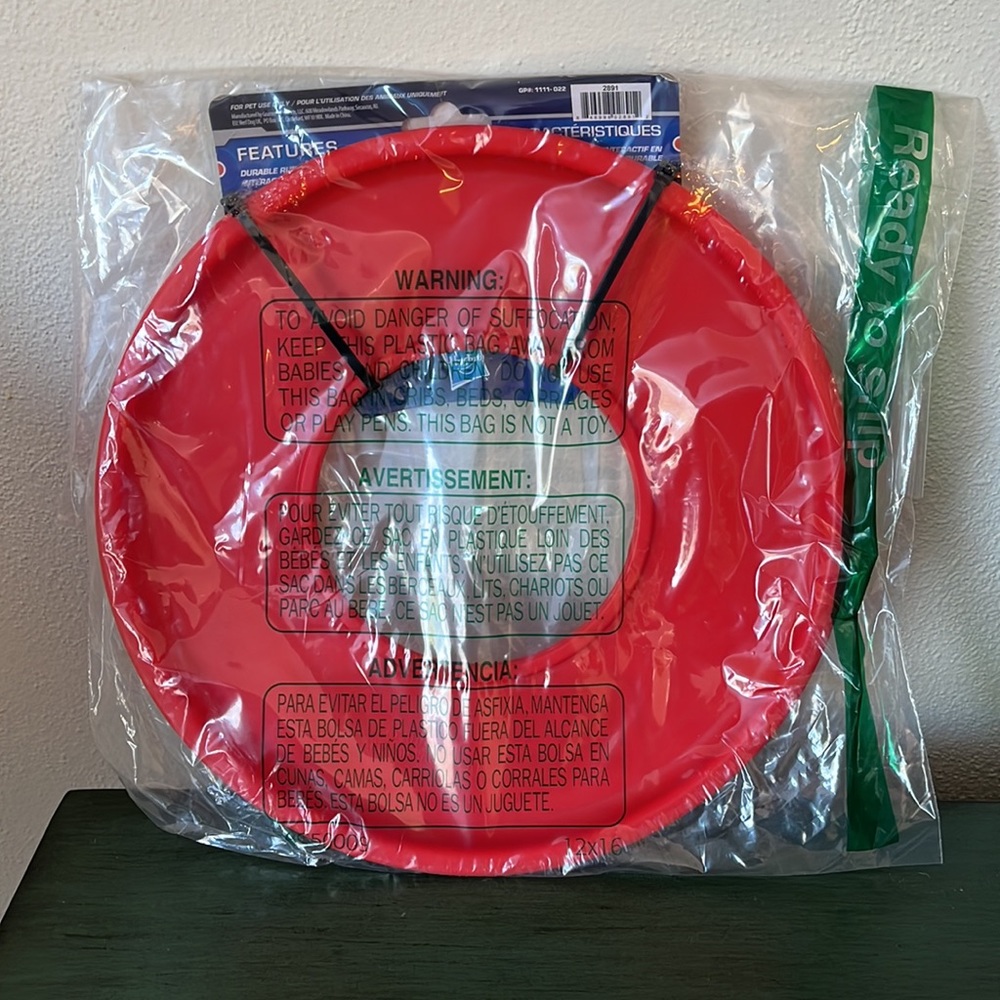 ⛔️SOLD⛔️ NERF DOG Atomic Flyer Dog Toy, Frisbee,  Large 10" Diameter Red NWT - Picture 6 of 9